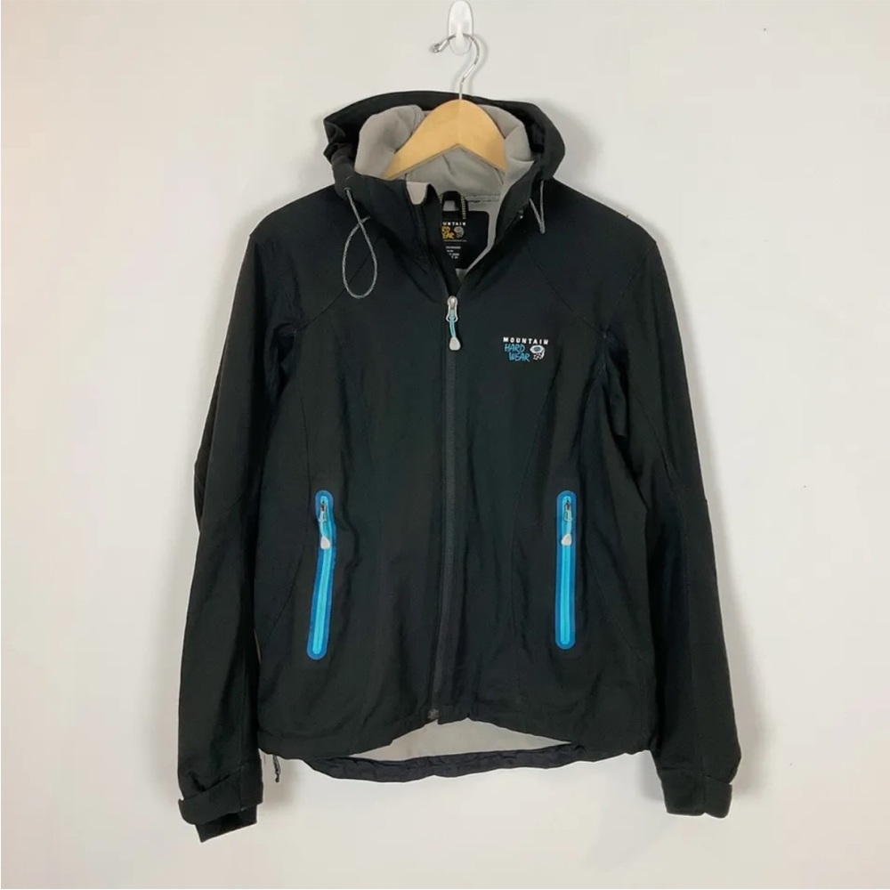 Mountain Hardwear Black Jacket with Blue Accents